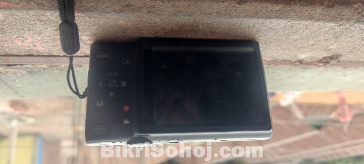 Canon ixus 132